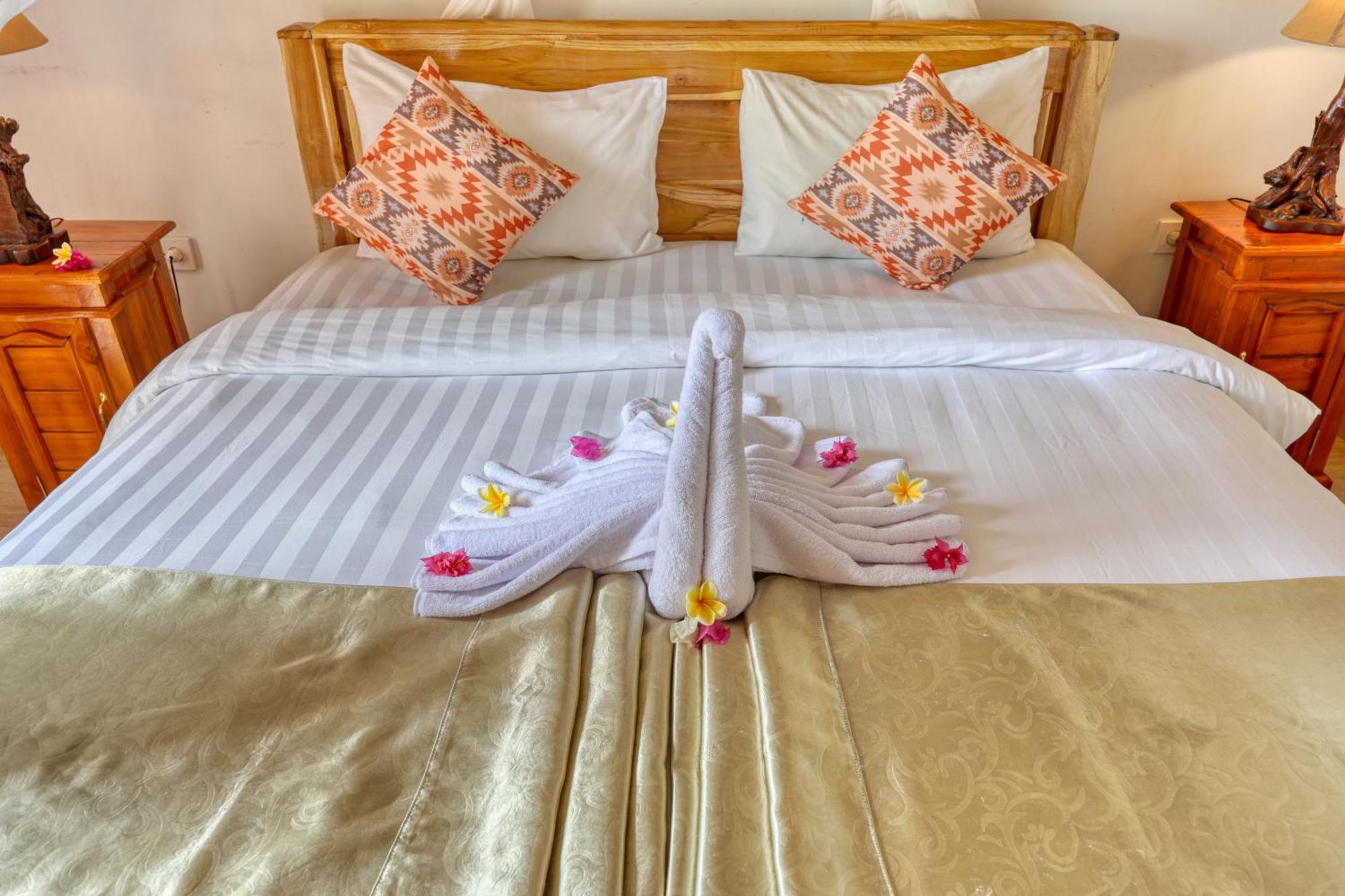 Bagia Bungalows Batumadeg Room photo